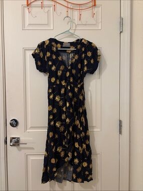 urban outfitters scarlett ruffle midi dress Scarlett Ruffle Midi Dress Urban Outfitters